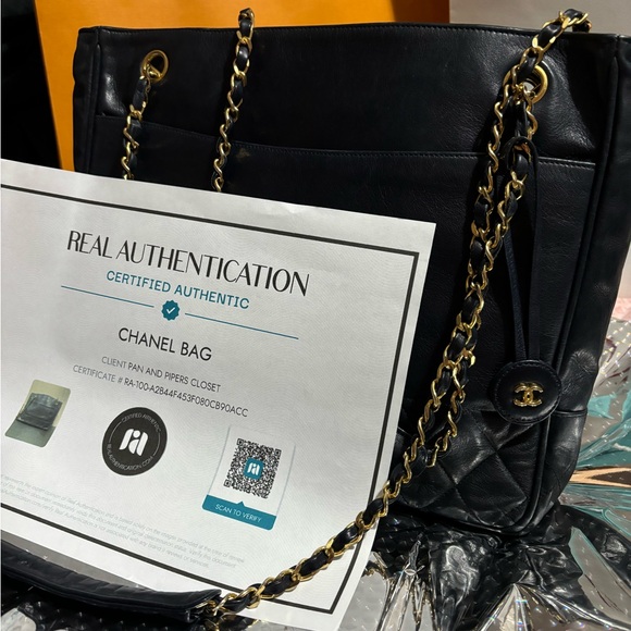 Vintage Chanel Black Leather tote - Picture 1 of 16